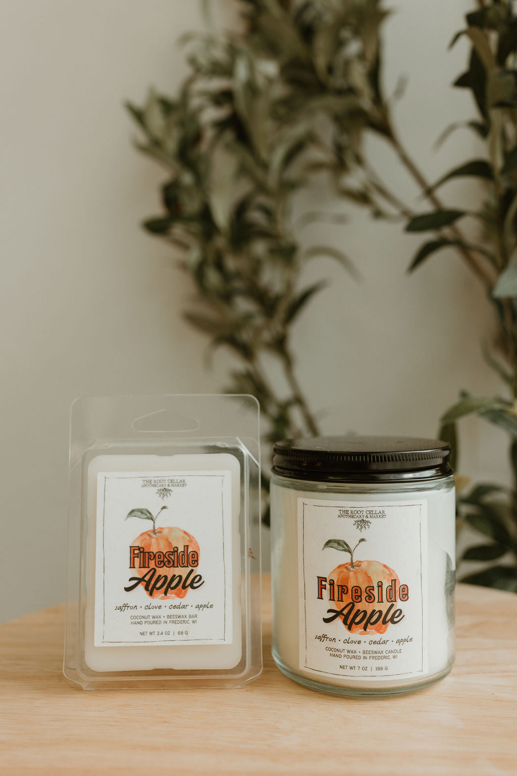 Fireside Apple 7 oz Candle