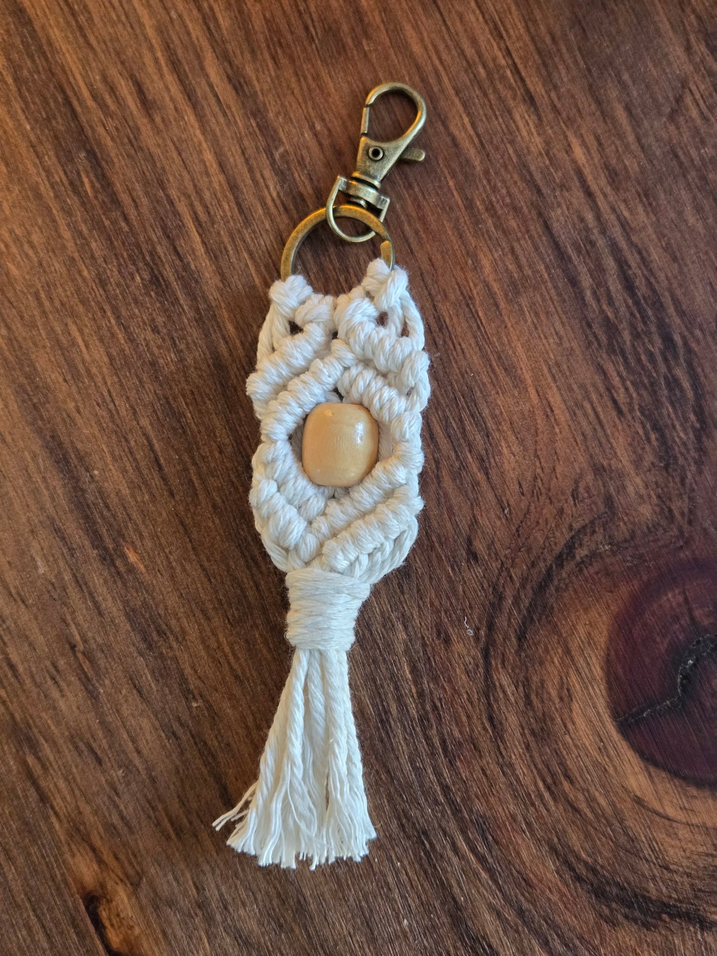 Macrame | Diamond Wooden Bead Keychain