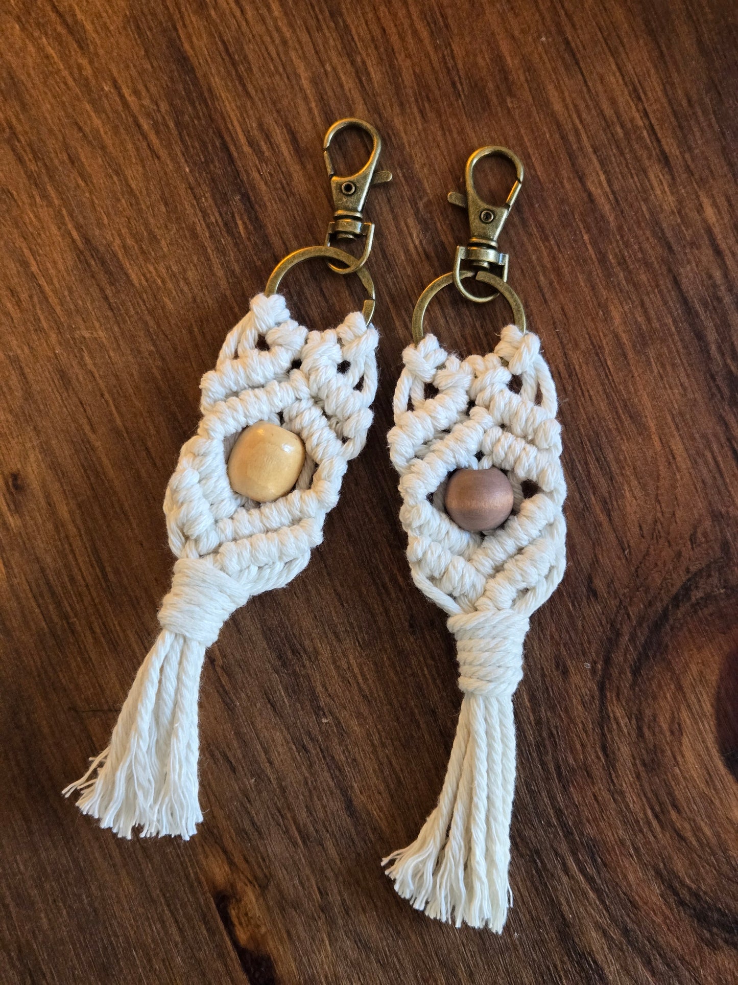 Macrame | Diamond Wooden Bead Keychain