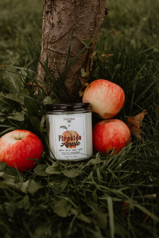 Fireside Apple 7 oz Candle